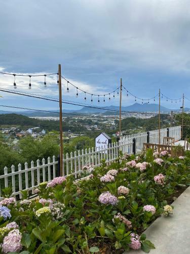 Motel Nh� M�nh Homestay