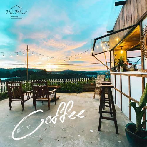 Motel Nh� M�nh Homestay