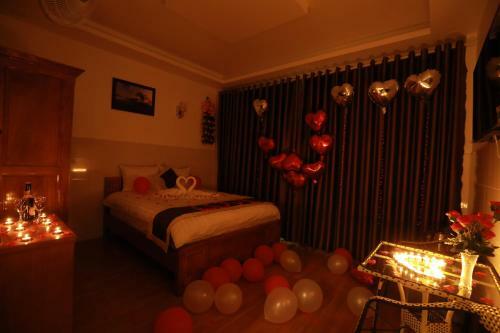 Ves - Pa Luxury Hotel