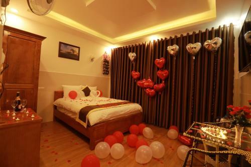 Ves - Pa Luxury Hotel