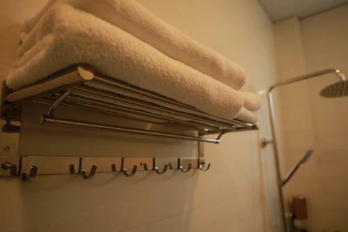 Ves - Pa Luxury Hotel