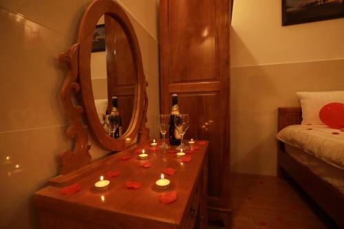 Ves - Pa Luxury Hotel