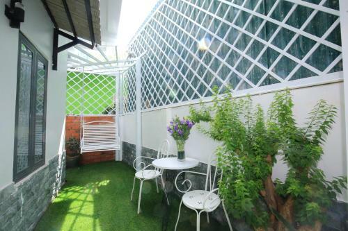 Hostal Maison De Fleurs - Ng�i Nh� Hoa