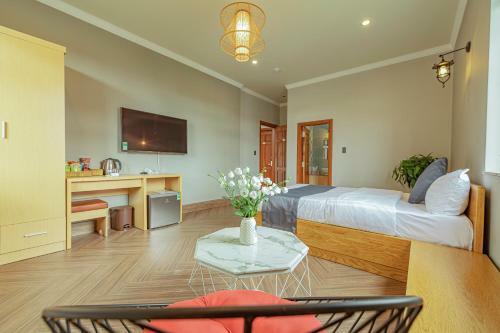Maymimi Villa Hotel In Dalat