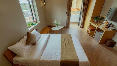 Maymimi Villa Hotel In Dalat