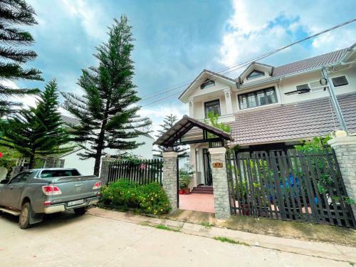 Maymimi Villa Hotel In Dalat