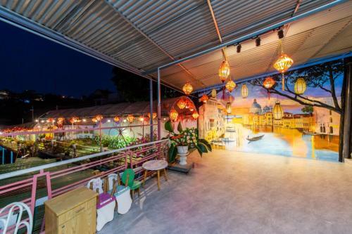 S�c Con Homestay & Coffee