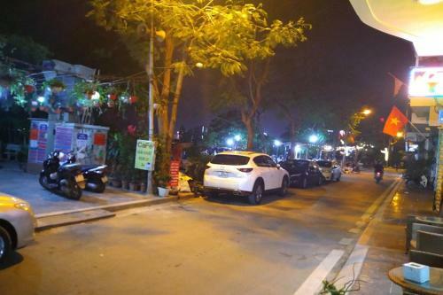 Hanoi Home 2 - Lake View Apartment