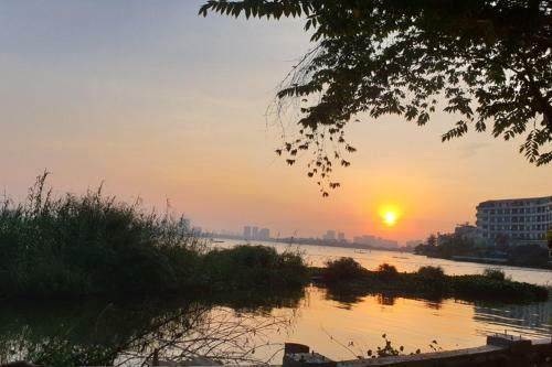 Hanoi Home 2 - Lake View Apartment