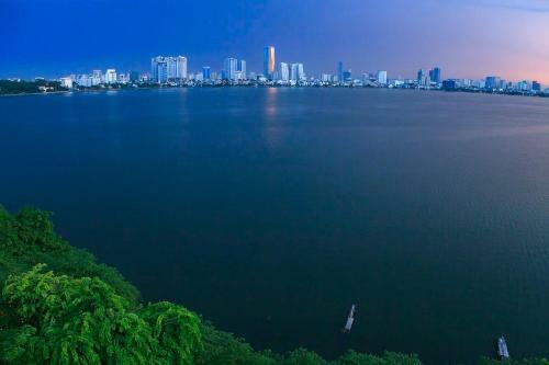Hanoi Home 2 - Lake View Apartment
