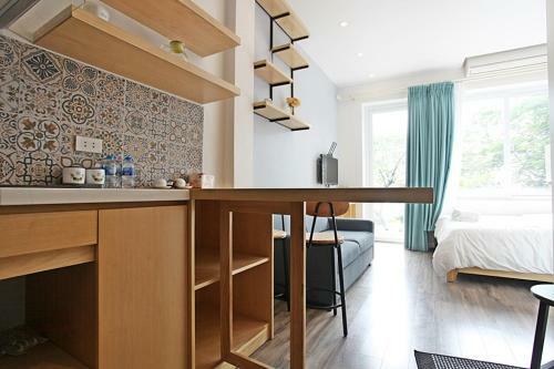 Hanoi Home 2 - Lake View Apartment