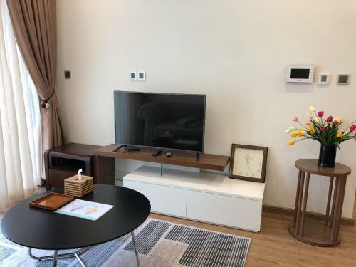 Vinhomes Metropolis Luxury Apartment 1 Br