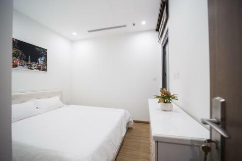 Bom Homes- Vinhomes Skylake- Service Apartment