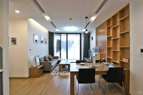 Metropolis Hotel And Apartment