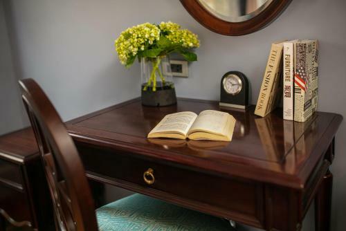 Romantique Hotel De Hanoi