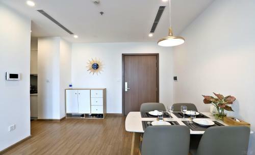 Vinhomes Skylake Luxury Apartment Hanoi