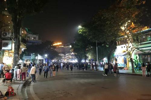 Apartamento Lotushomestayhanoi - Lake Charm