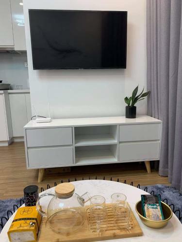 Vinhomes Skylake - Full Serviced Apartment
