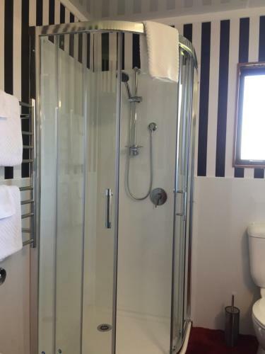 Ron And Tony's Bed & Breakfast