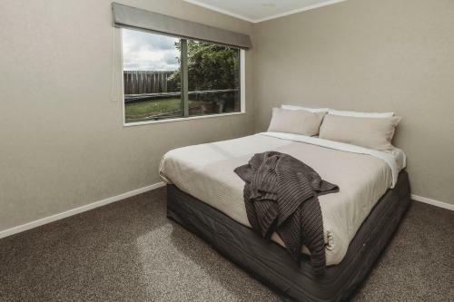 Anchors Away - Urenui