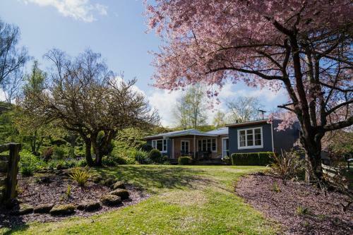 Mahaanui Cottage Farmstay