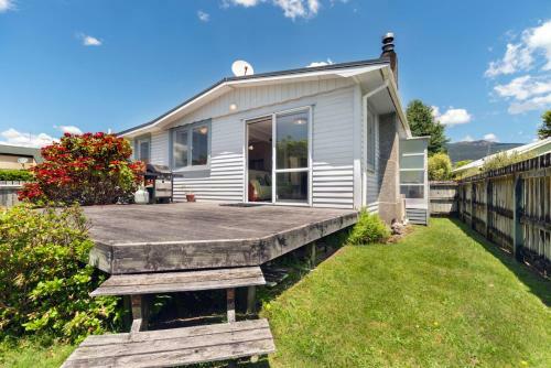 On The Fly At Kutai - Turangi Holiday Home