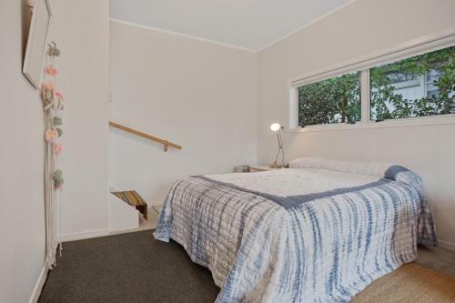 Beach Daze Bach - Waihi Beach Holiday Home