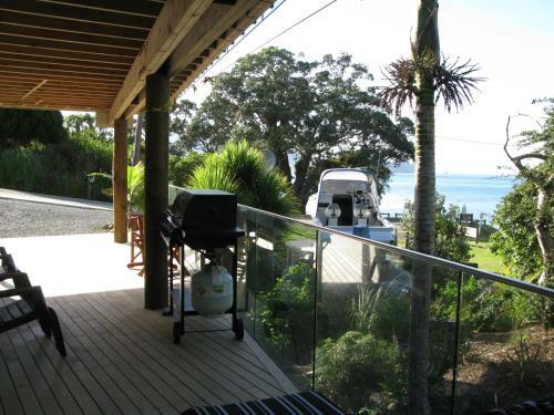Bay View Retreat Apartment