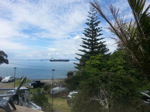 Bay View Retreat Apartment