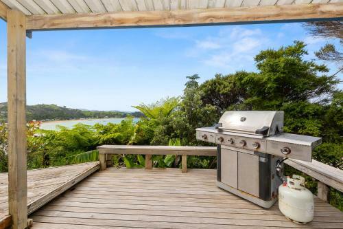 Bach And Relax - Oakura Holiday Home