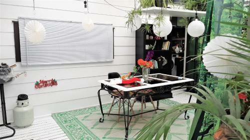 Hostal Madhuban - Waterfront In Whangaroa