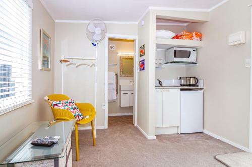 Bed & Breakfast Studio @ 91