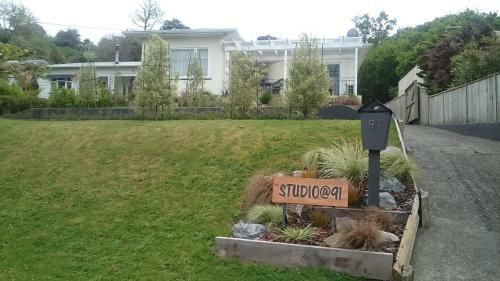 Bed & Breakfast Studio @ 91