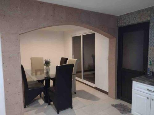 Apartamento Linda Casa Para 12 En Quer�taro