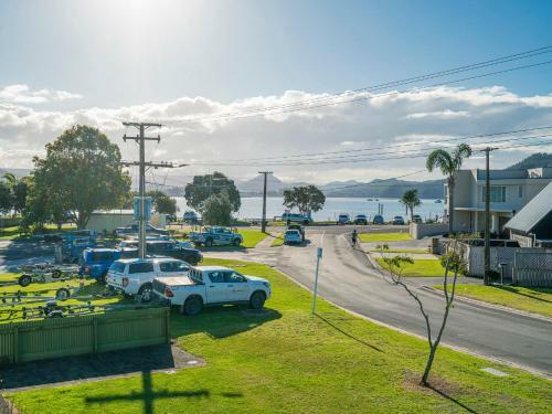 Harbour View - Whangamata Holiday Home