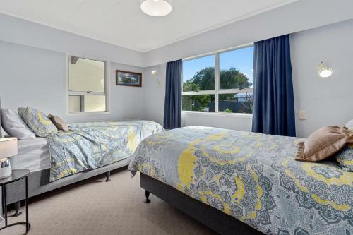 Moreton View - Gisborne Holiday Home