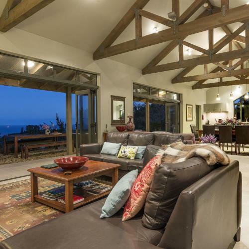 Lodge Orokawa Bay Retreat