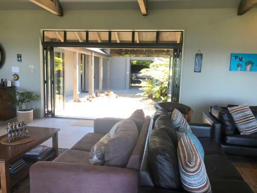 Lodge Orokawa Bay Retreat