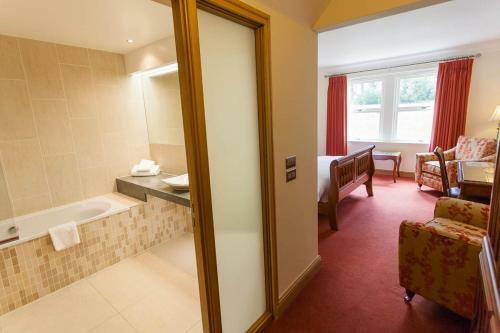 Hostal Woodland House Hotel
