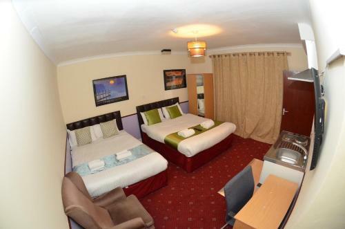 Hotel Heathrow Palace
