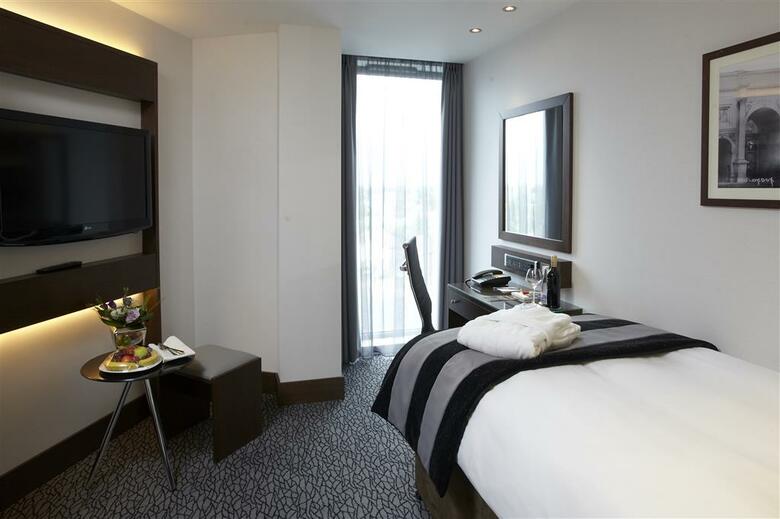 Hotel Park Grand London Heathrow