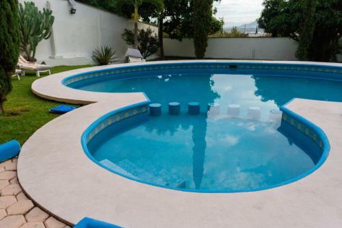 Villa Cuernavaca Casa Completa De Lujo, Piscina Climatizada
