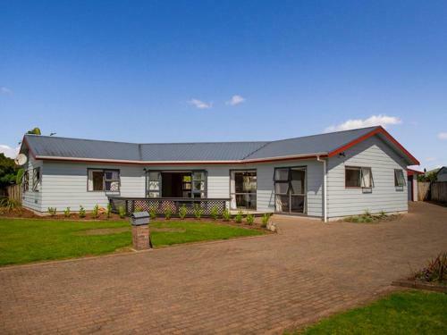 Hosts On The Coast Whitianga Central