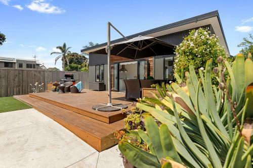 The Beach Base - Mount Maunganui Holiday Home