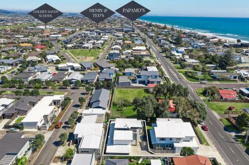 Papamoa Family Beach House