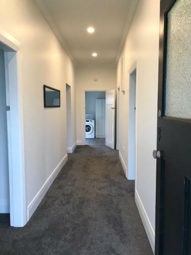 Te Waiharakeke Holiday Home