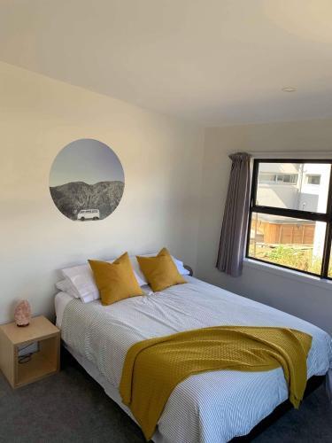 Lakefront Luxury In Old Cromwell **new 3br Home**