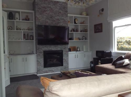 Villa Aratahi Cottages - West Wing