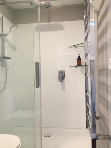 Bed & Breakfast Spectacular Lake Views