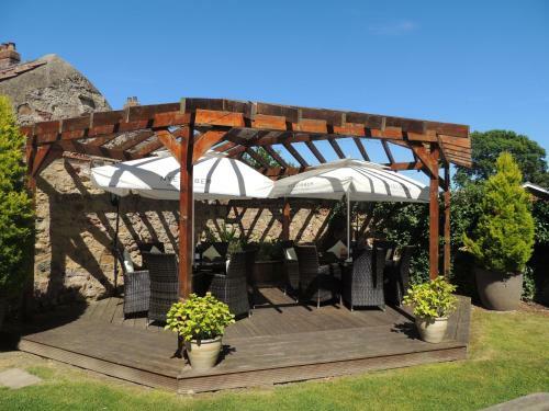 Hotel The Angel At Topcliffe